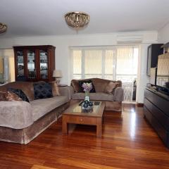 Cosy and Comfy near Niarxos and Athens Riviera