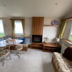 Lovely 6 Berth Caravan Nearby Hunstanton Beach In Norfolk Ref 23020T