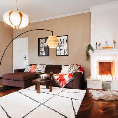 Amber View 108m2 with Balcony & Foosball Old Town