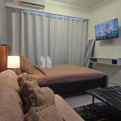 SM Mall Of Asia Shore Residences Vian