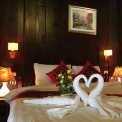 Villa Phathana Royal View Hotel