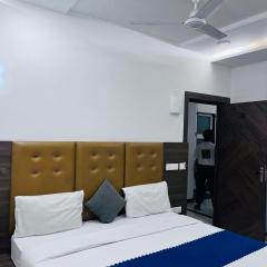 HOTEL VAIRO CAFE ,Agra