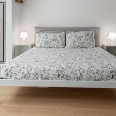 Address - 215 Fort York Blvd M5V Steps to YTZ Airport and CN Tower