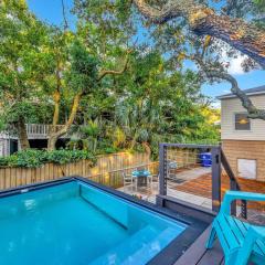 CM4005: 4005 Cameron Blvd.