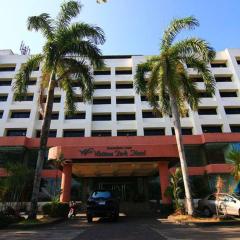 Wattana Park Hotel