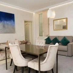 Fontana Trevi Mansion