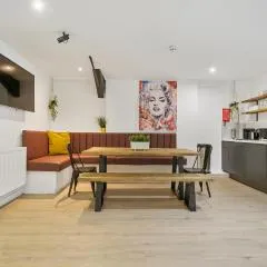 The Bloc - Concert Square - Party Apartments