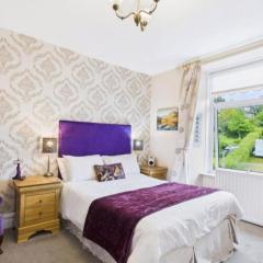 Invergarry Room Only Guest House For Adults