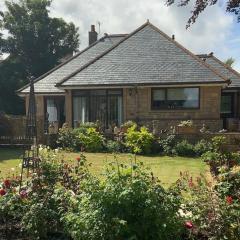 Remarkable 2-Bed Cottage in tranquil setting