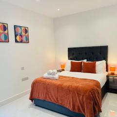 2 Bedroom 2 Bathroom House in Croydon