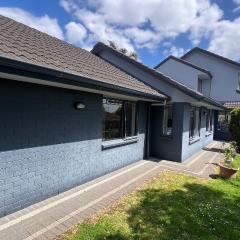 Family friendly Home with views of Manukau and Auckland city