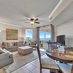 Spacious Condo Steps to the Beach