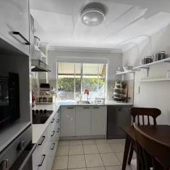 UQ 舒适3人间 10mins walk Q3