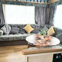 E12 jeans caravan The Chase