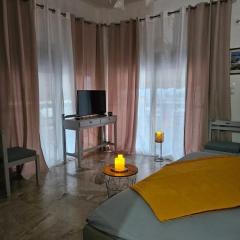 Aghia Marina, Aegina Studio