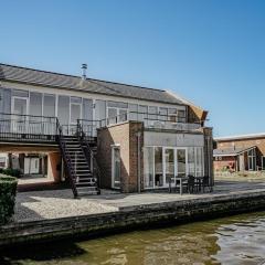 Penthouse with Lake Views