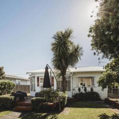 Ropiha Retreat - close to Fitzroy Beach paradise