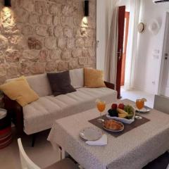 Casa Ruben - Two Bedroom Holiday Home with Sea View