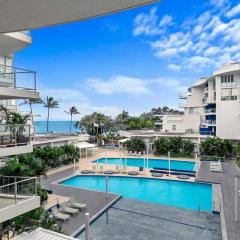 Beachfront Luxury Resort Living