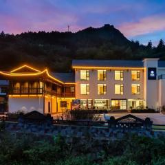 Shambhala Hotel of Zhangjiajie