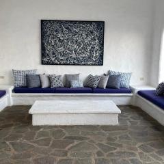 Villa Santorini Surf City