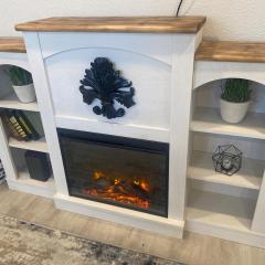 Berthoud favorite! Beautiful house with a hot tub!