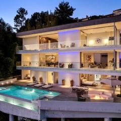 Stunning Hollywood Villa Pool and Panoramic Views