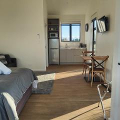 Katelyn Studio Rural Lake Taupo