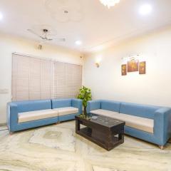 Cozy & Homely 3BHK- Party & Vacations