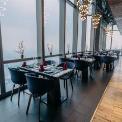 The Platinum Parkview Suite - HCM