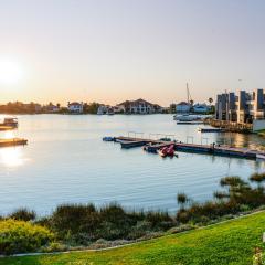 Port Owen Marina by First Private Stays