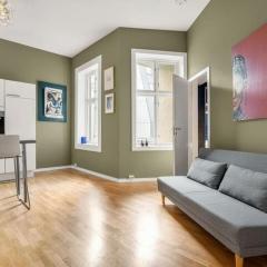 Stylish City Living - Close to everything