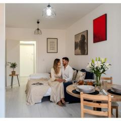 The Quiet Nest Blvd 47B1 - Urban Stay with Parking in Pipera