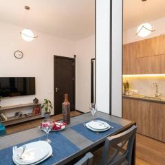 Chic 1BR Near Fabrika for 3 - By Wehost