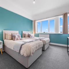 Stylish 2-Bed Retreat Near Twickenham Stadium