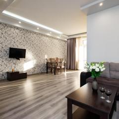 Northern Avenue, 1 bedroom Modern, New Euro Renovated apartment HH399