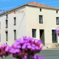 Les Glaneuses gîte Entre Amis centre-bourg à 3 min du Puy duFou