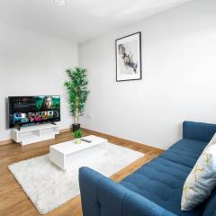 Stylish 2 Bedroom Apartment - Netflix - Off Street Parking 1DS