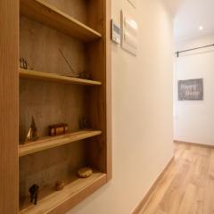 Apartamento con 2 dormitorios, 2 baños y sofá cama ideal para familias en Madrid Temporal CAR1012