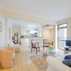 Central Funchal Apartment - GARDEN - Free Parking & AC