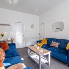 Bella House - 3 bed house in Glasgow