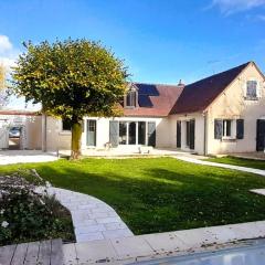 Baudres jolie maison 6-8 pers jardin pisicne wifi