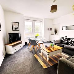 Cosy Apartment In Great Gourock Location