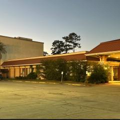 The Grand Hotel Spindletop