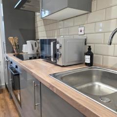 Central Kidderminster Studio Flat 4