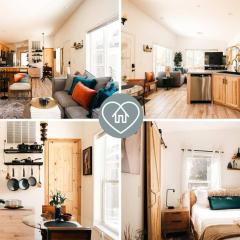 Ralston Creek Cottage - Serene Park Views