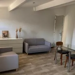 Maisonnette rénovée en campagne