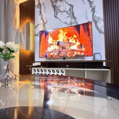 Opera47 Spacious & Central