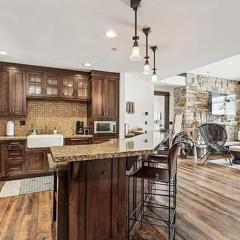 Cozy Alpine Home Direct Lift Access Deer Valley