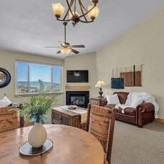 Penthouse Retreat Steps from the Gondola